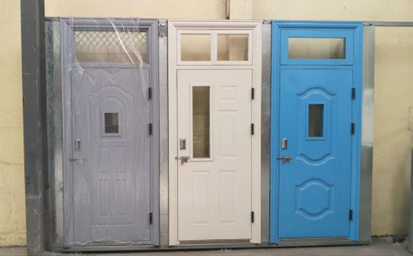 渭滨学校教室门