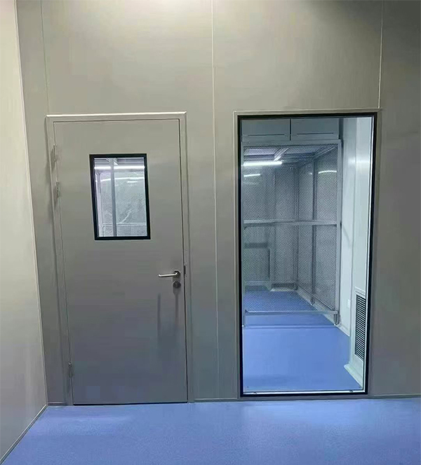 学校教学楼完成渭滨防火门标准化安装